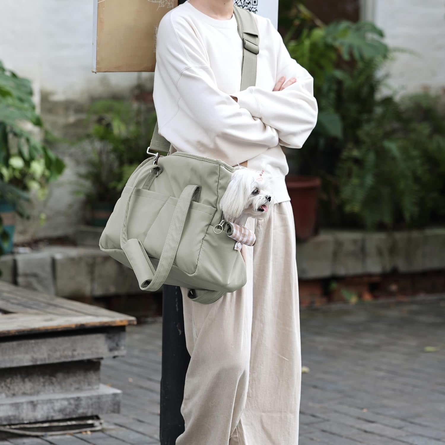 "Casual Crossbody Pet Carrier, Hands-Free Shoulder Bag for Small Dogs & Cats, Open-Top Design with Mesh Window & Large Front Pocket, Soft-Sided Pet Tote" - Image 8